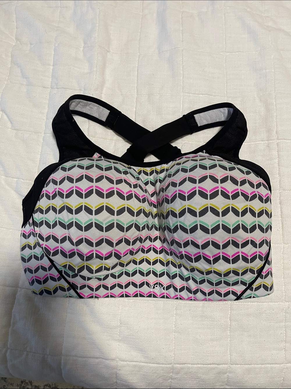 Vsx Patterned Padded Sport Bra with Crisscross Straps - Multicolor